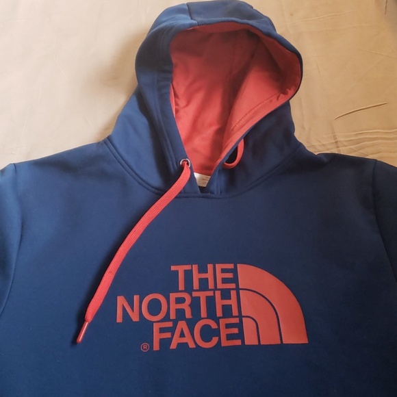 North Face Hoodie - Picture 2 of 4